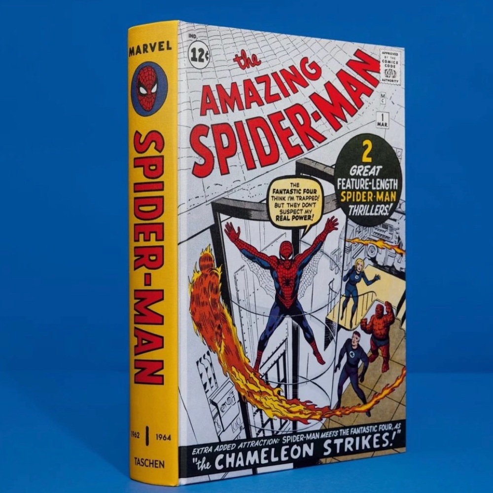XXL Vintage Spider-Man Comic Book (Collectible)